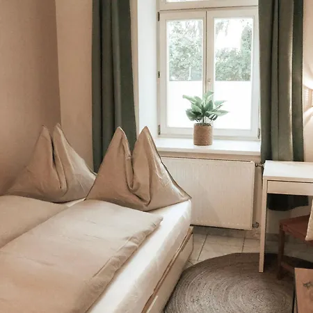 Cozy And Charming Near Centre With 2 Bathrooms アパート