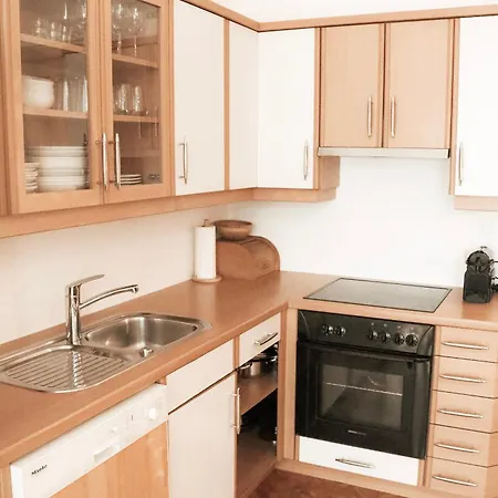 アパート Cozy And Charming Near Centre With 2 Bathrooms