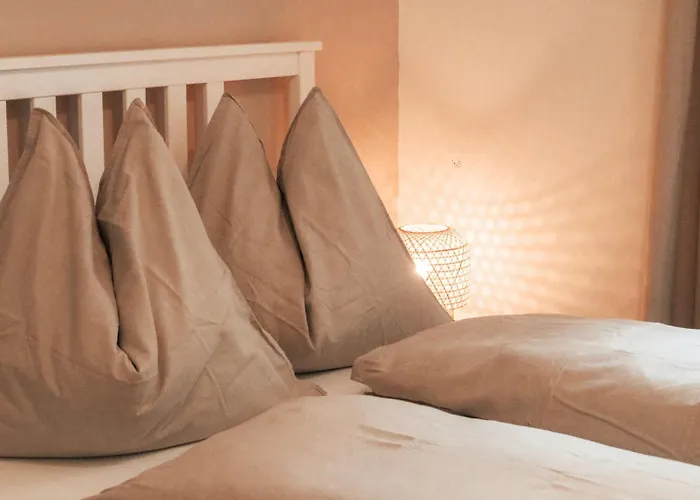 Cozy And Charming Near Centre With 2 Bathrooms 格拉茨