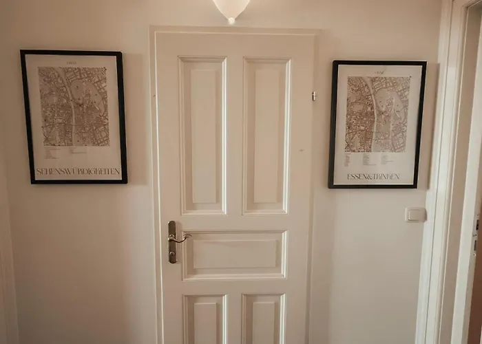 Cozy And Charming Near Centre With 2 Bathrooms 公寓